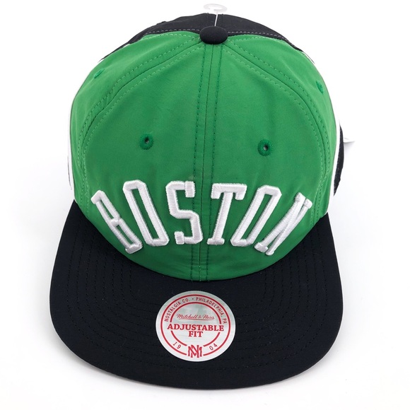 BOSTON CELTICS Mitchell & Ness Snapback Hat - Picture 2 of 8